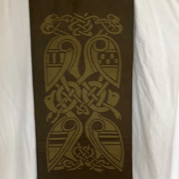 Irish Scarf Olive Green Evergreen Wool Celtic Knot Bird Traditional Design - Picture 13 of 16